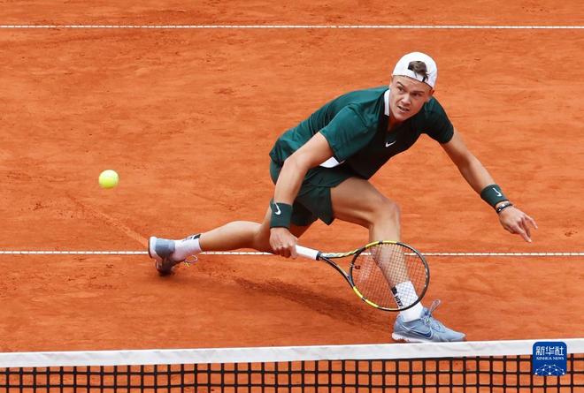 比赛前对自 比赛前对自