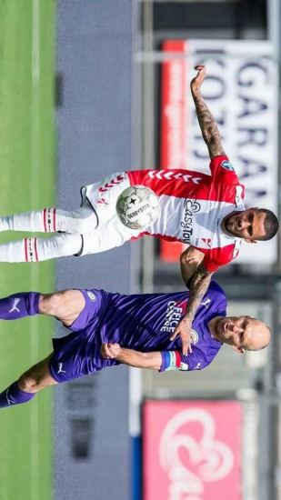 曼城凭借哈 曼城凭借哈