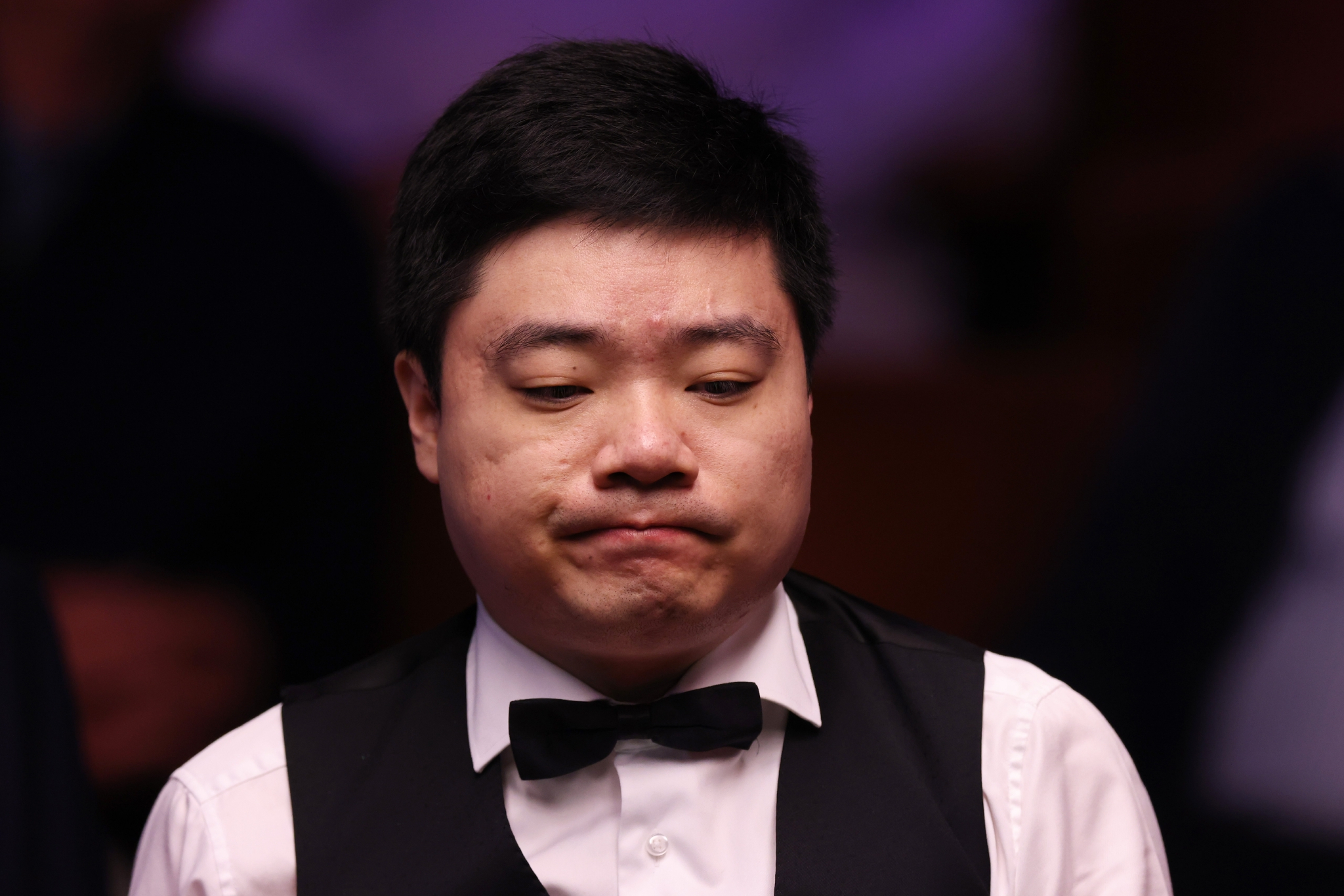 身体条件受 身体条件受