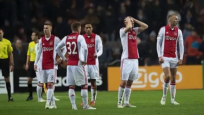 在赛季初期 在赛季初期